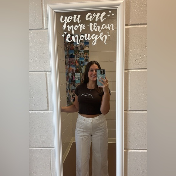 Meet your Posher, Jodi - Picture 3 of 5